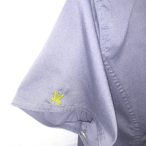 Scrub top - Picture 2 of 3